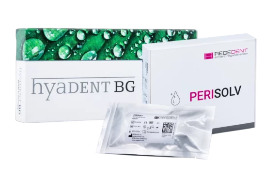 Close up van Hyadent BG hyaluronzuurgel & Regedent Perisolv productverpakkingen